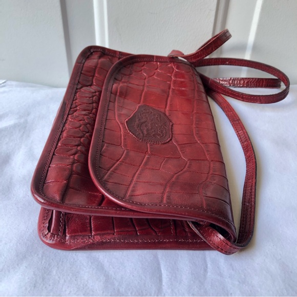 VINTAGE CARLOS FALCHI CROC 🐊 EMBOSSED LEATHER SHOULDER BAG - Picture 4 of 15